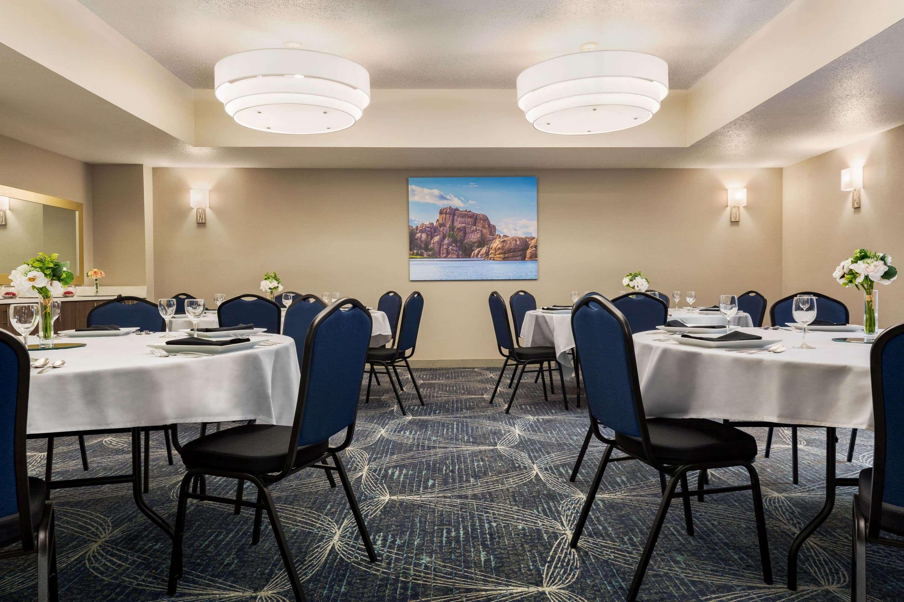 La Quinta Inn And Suites By Wyndham At Watiki Waterpark Rapid City Exteriér fotografie