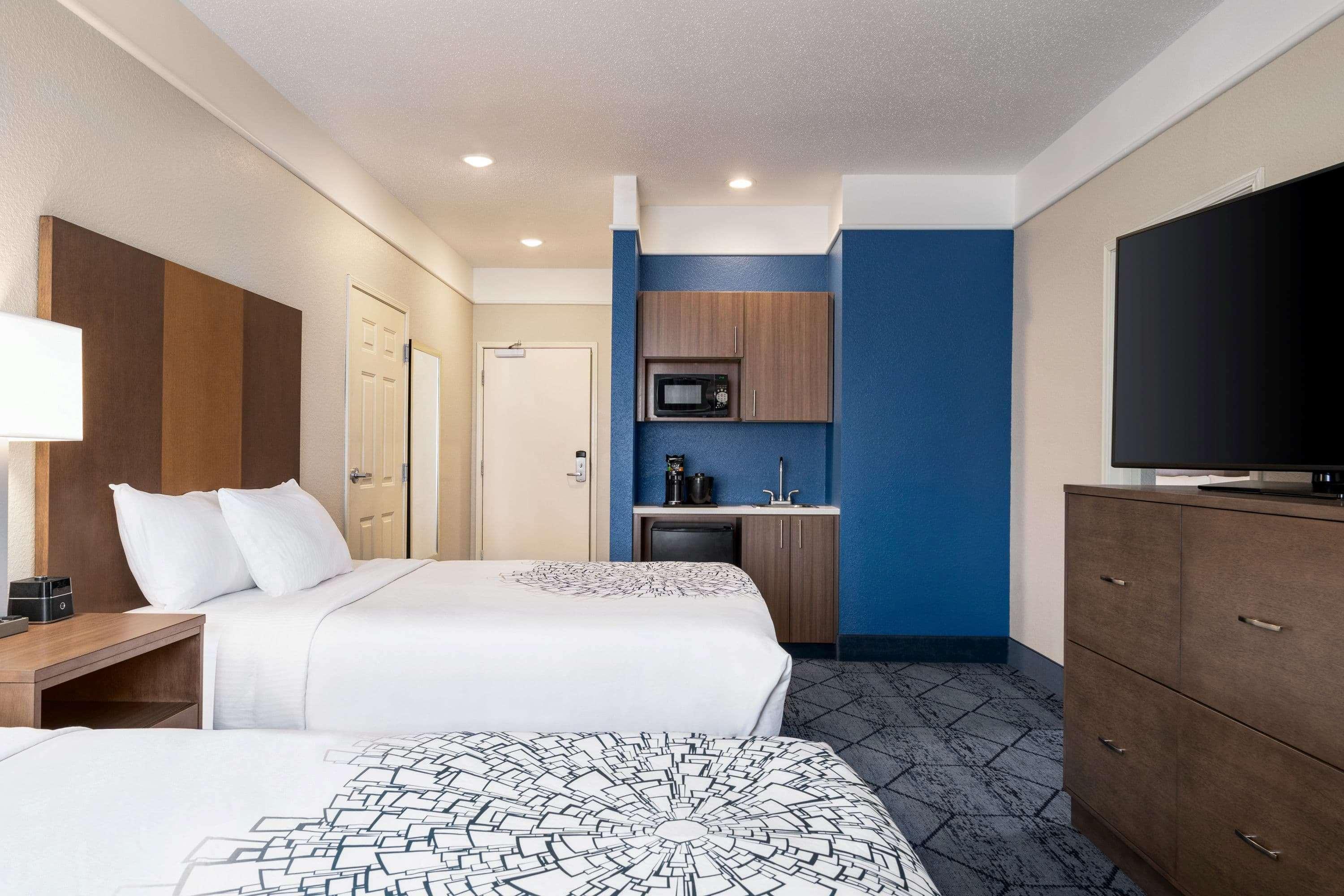 La Quinta Inn And Suites By Wyndham At Watiki Waterpark Rapid City Exteriér fotografie