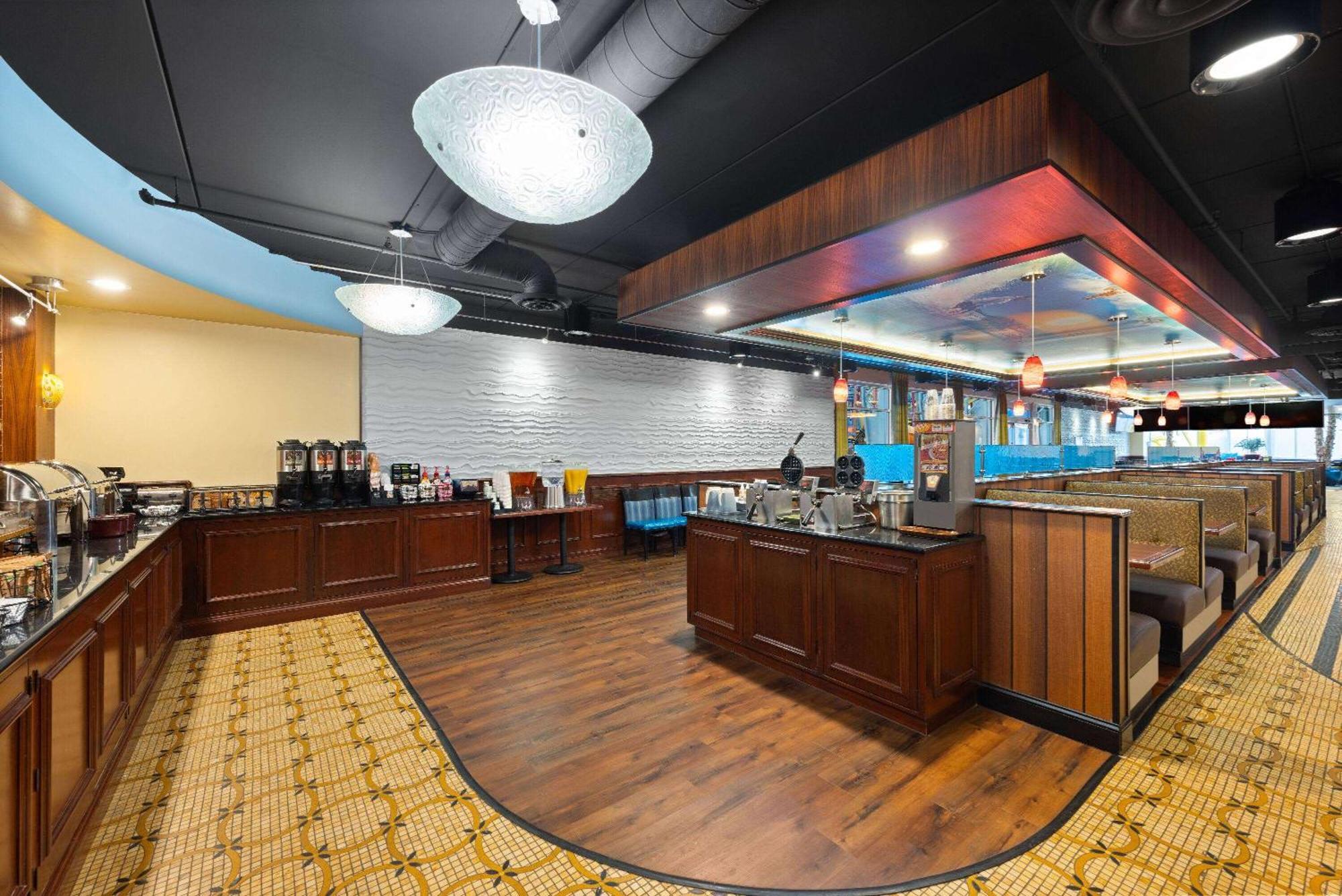 La Quinta Inn And Suites By Wyndham At Watiki Waterpark Rapid City Exteriér fotografie