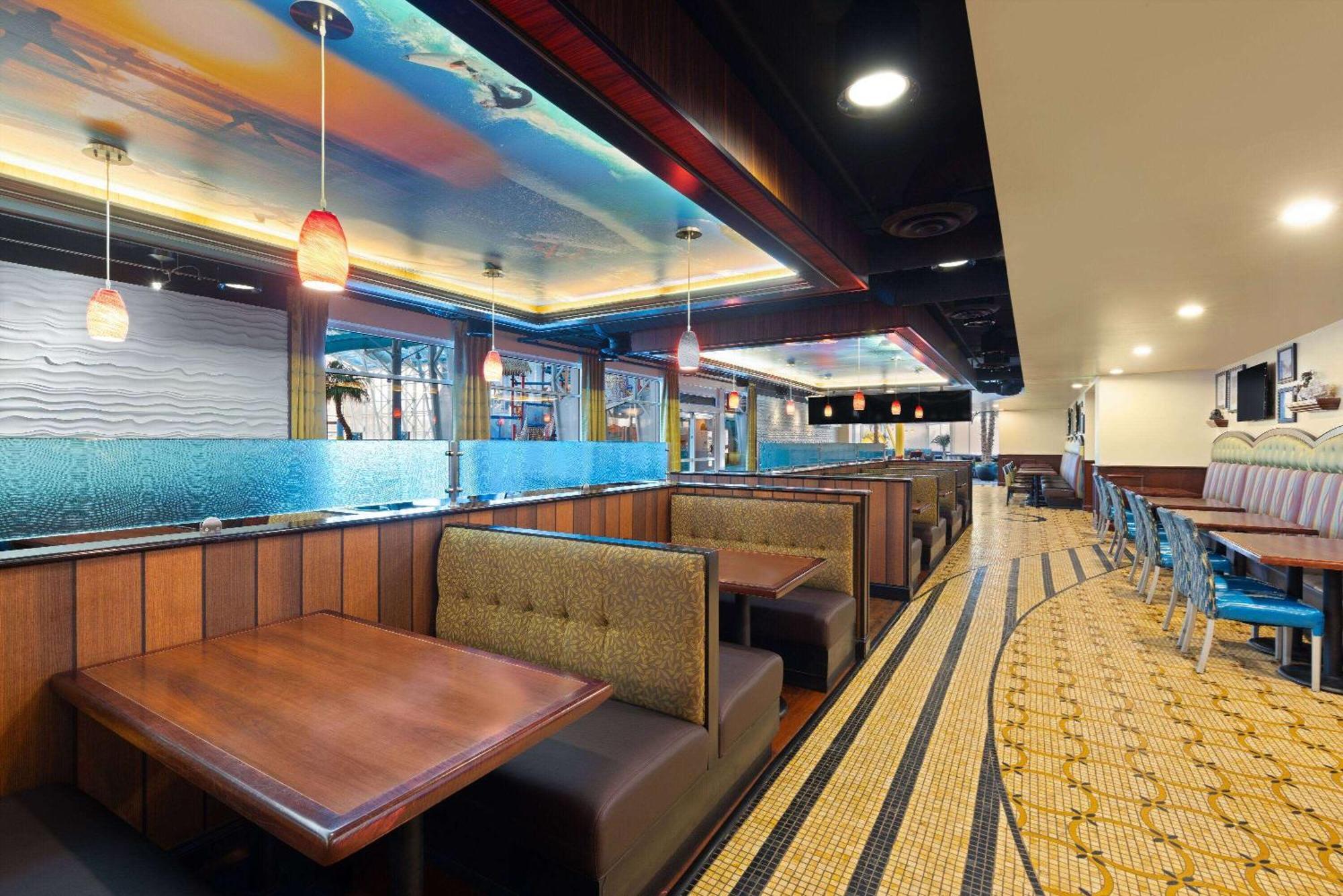 La Quinta Inn And Suites By Wyndham At Watiki Waterpark Rapid City Exteriér fotografie